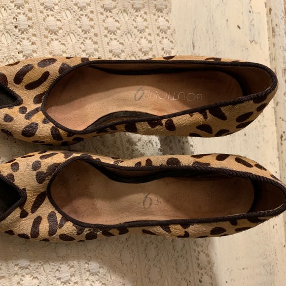 Rare Boutique 9 Cheetah Print Peep Toe Pumps - Picture 5 of 5